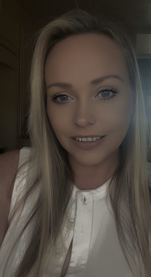 Meet the Team, Cleaning, End of Tenancy Cleaning, Airbnb, Gardening, Pressure Washing Meet the Team, Cleaning, End of Tenancy Cleaning, Airbnb, Gardening, Pressure Washing